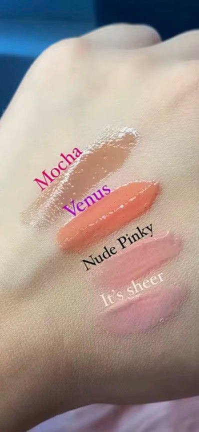 The It Girl 4-piece Lip Gloss Bundle